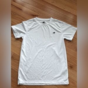 NWOT New Balance youth performance tee